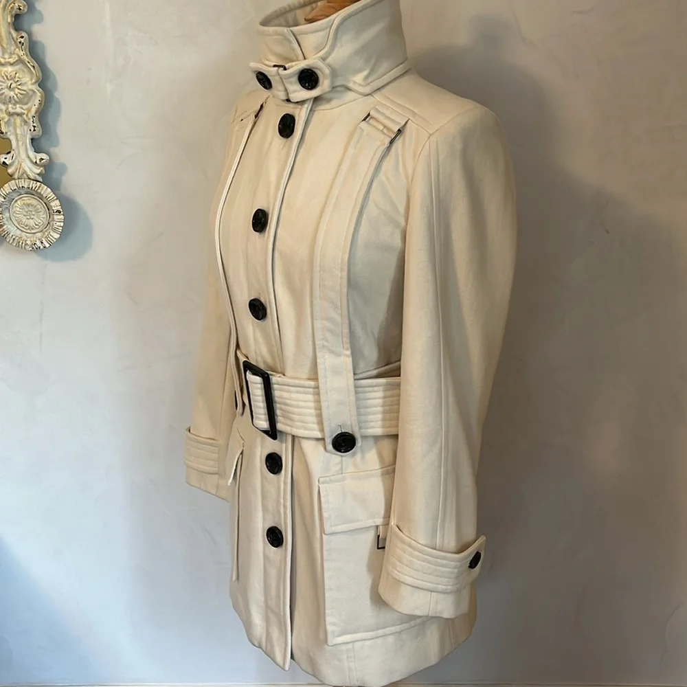 Zara Ivory Wool Blend Unique Coat w/big buckle belt,pockets button up Size Small - Picture 5 of 14